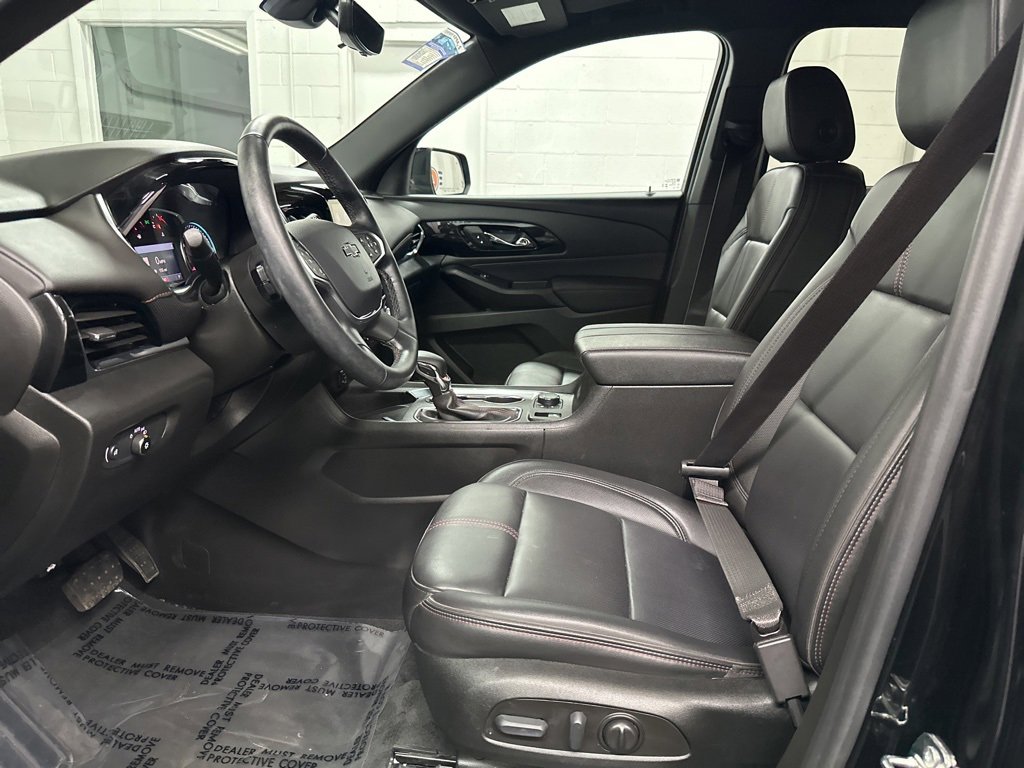 Used 2023 Chevrolet Traverse RS image 20