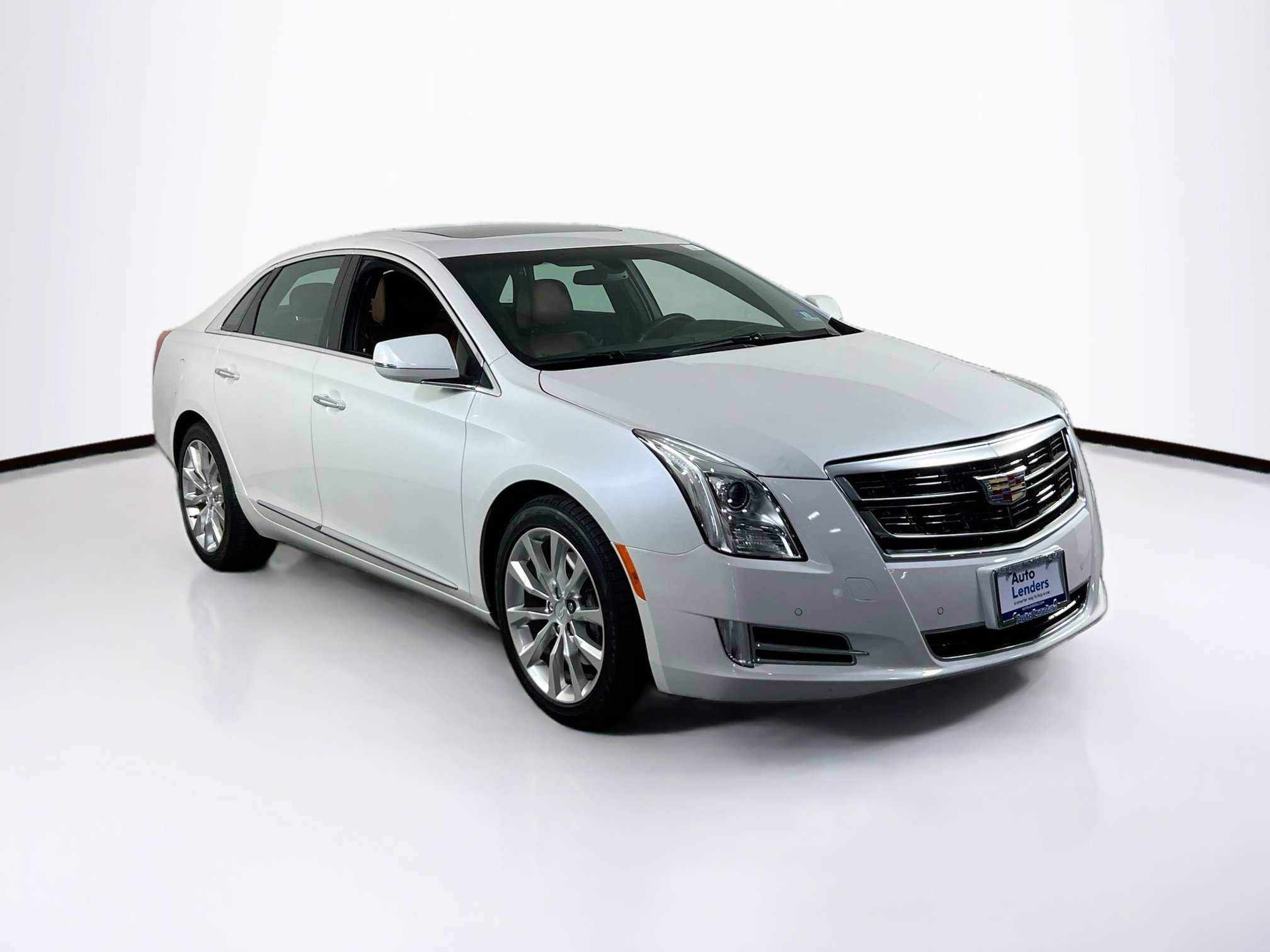 Used 2017 Cadillac XTS Luxury AWD/4WD image 3