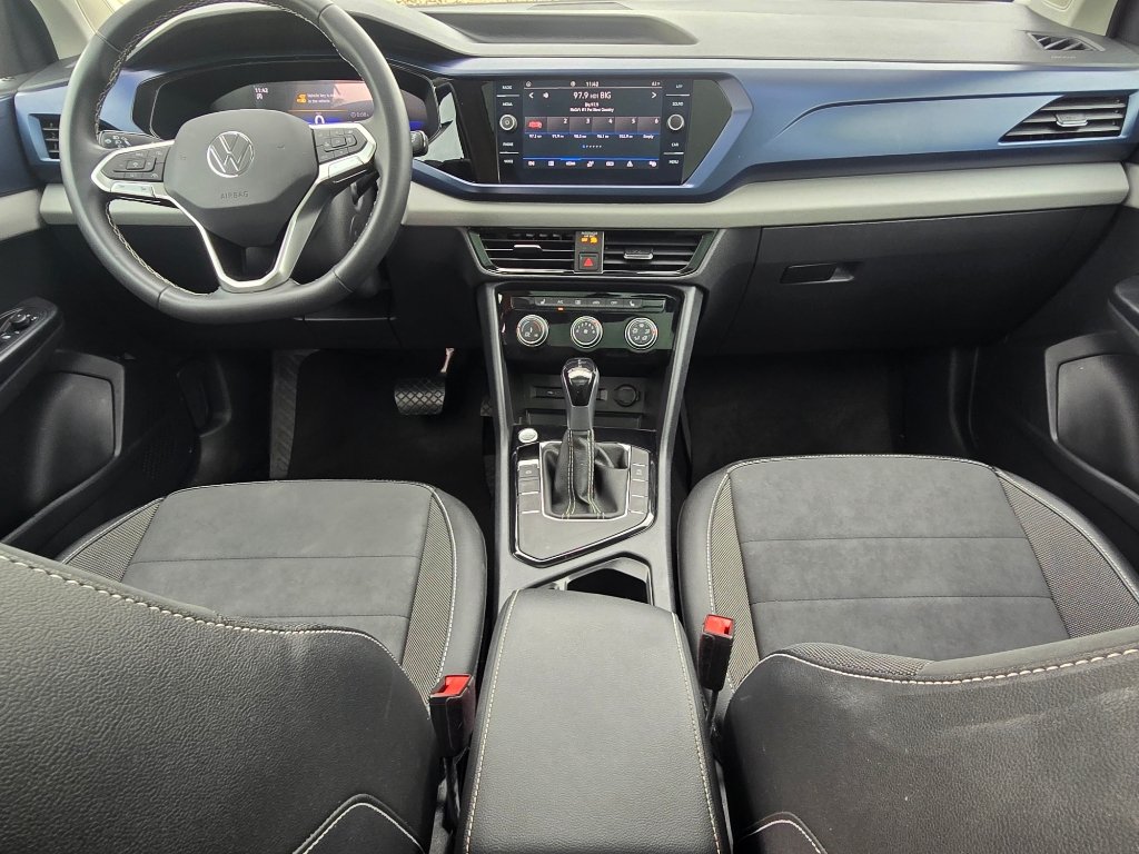 Used 2023 Volkswagen Taos SE w/ Panoramic Sunroof Package FWD image 26