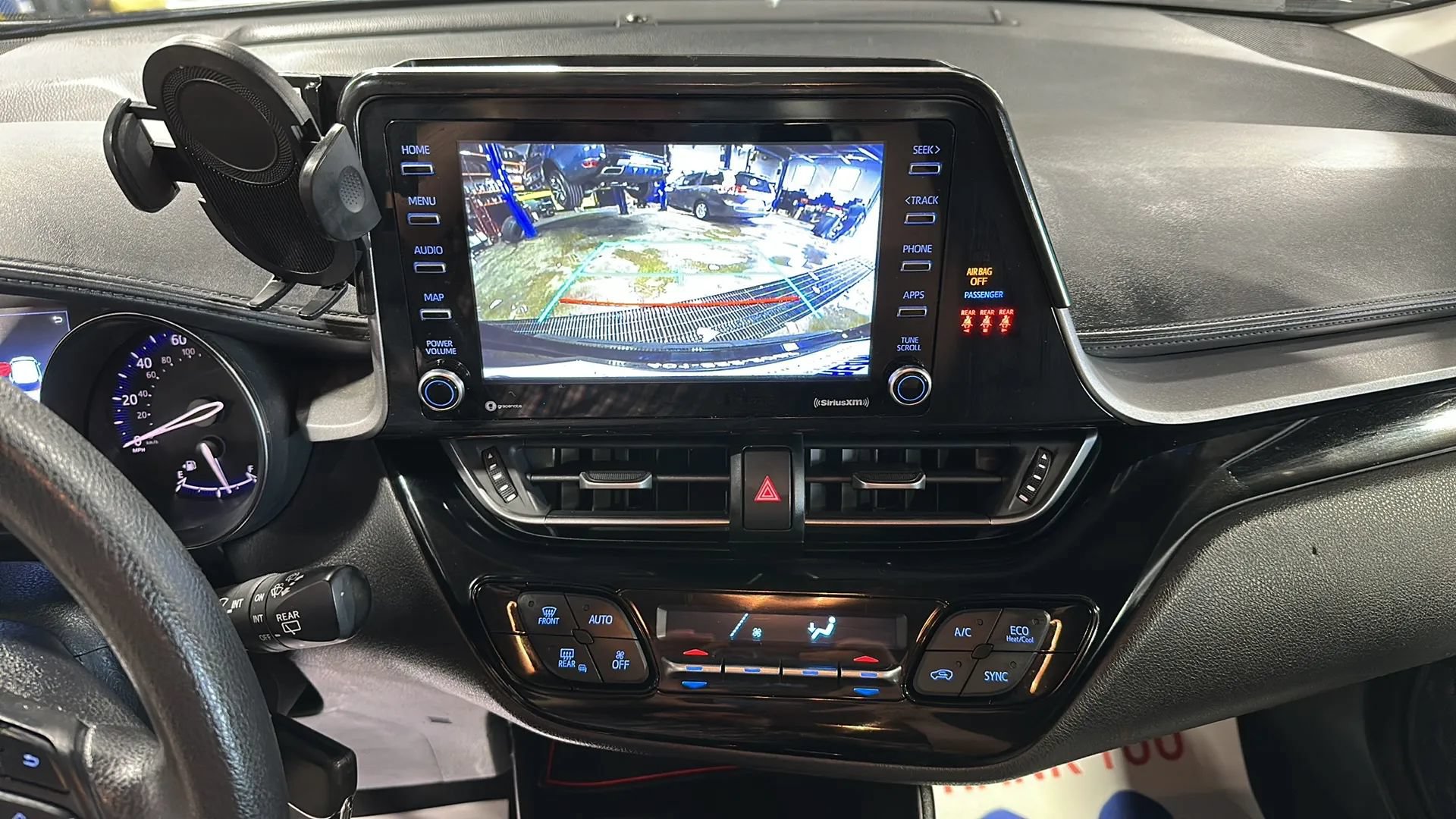 Used 2021 Toyota C-HR LE FWD image 20
