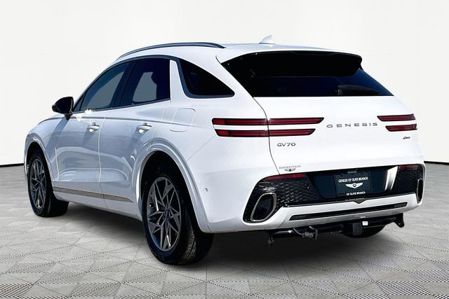 Used 2022 Genesis GV70 2.5T w/ Advanced Package image 11