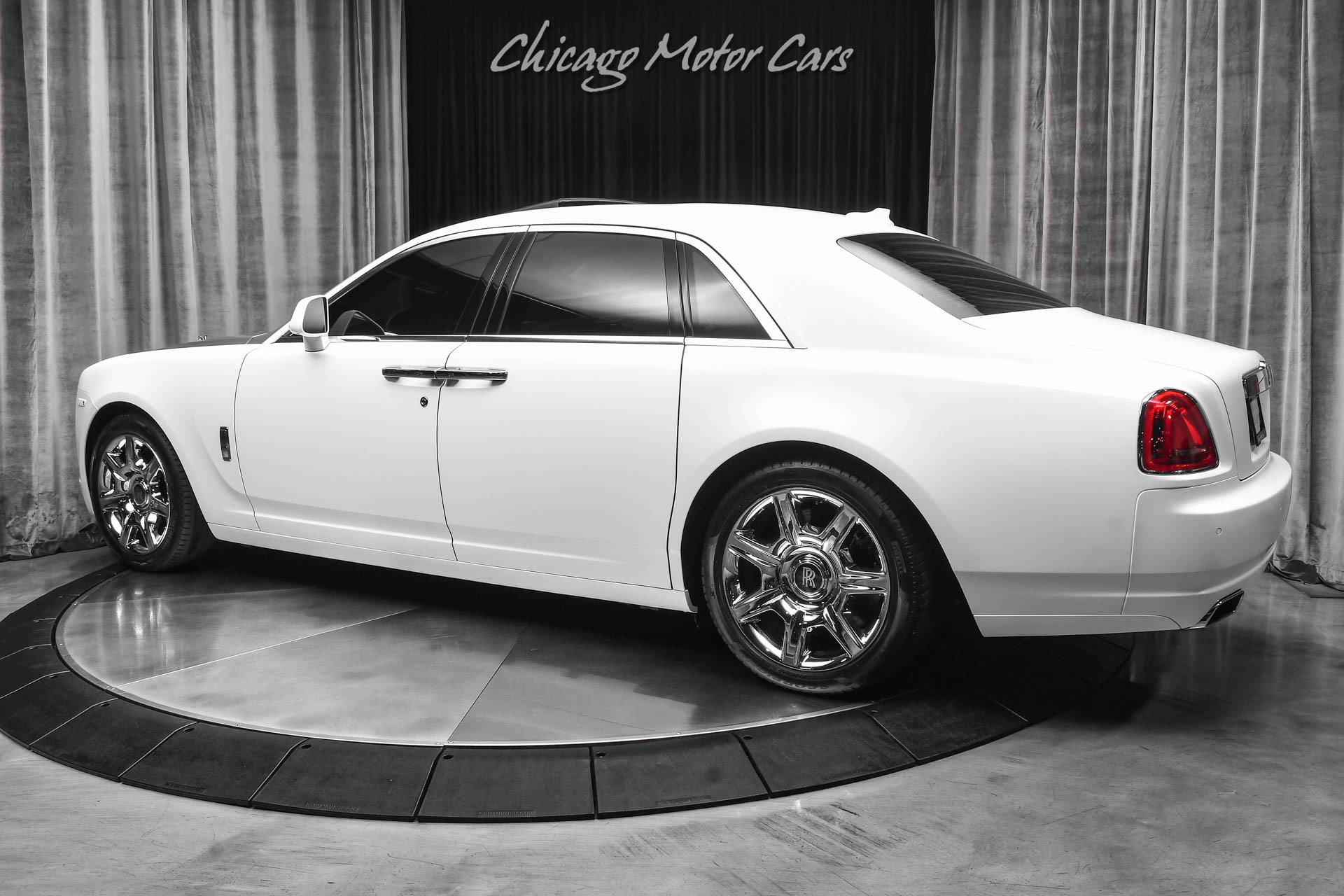 Used 2012 Rolls-Royce Ghost Sedan Panoroof Starlight Headl image 3