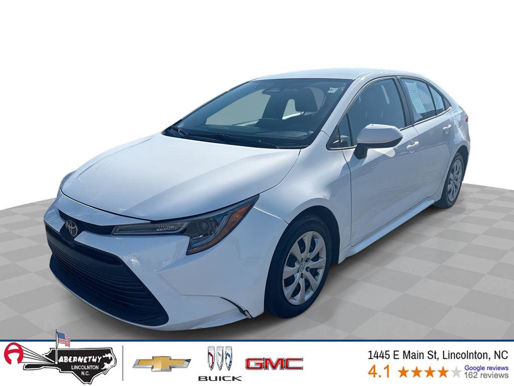 Used 2024 Toyota Corolla LE image 1