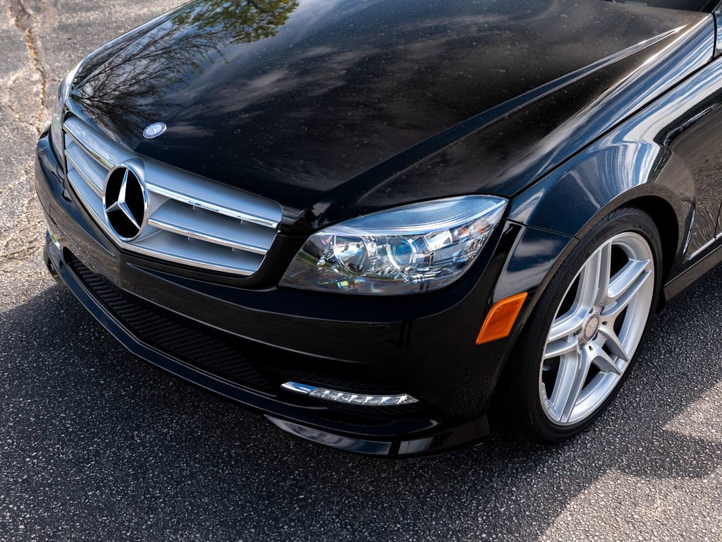 Used 2011 Mercedes-Benz C 300 4MATIC Sedan image 14