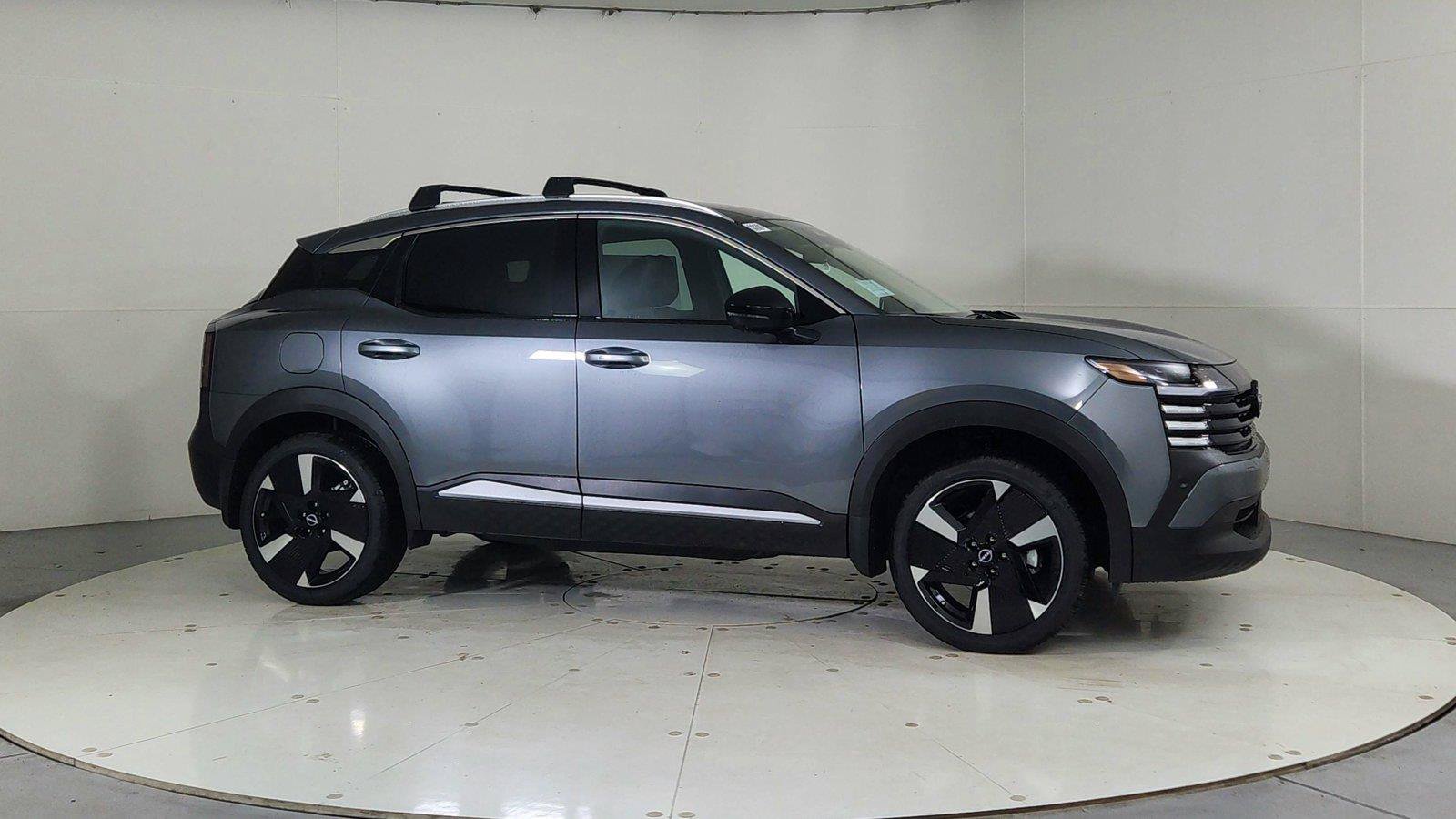 Used 2026 Nissan Kicks SR w/ Illumination Package AWD/4WD image 8