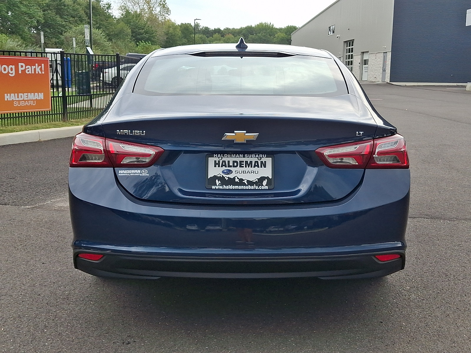 Used 2022 Chevrolet Malibu LT FWD image 6