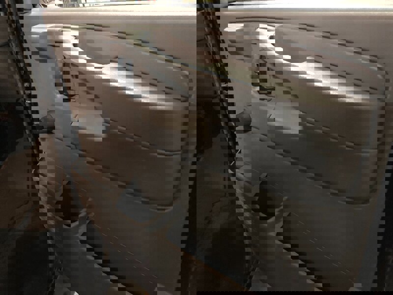 Used 2006 Chevrolet Express 1500 Passenger image 16