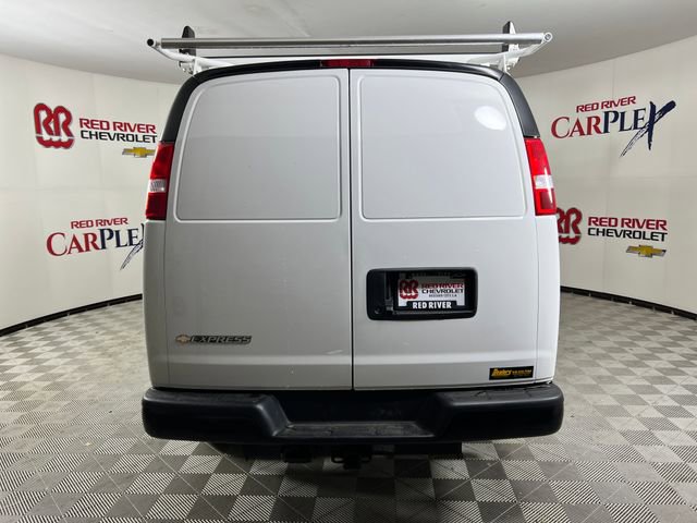 New 2026 Chevrolet Express 2500 Extended w/ Driver Convenience Package RWD image 6