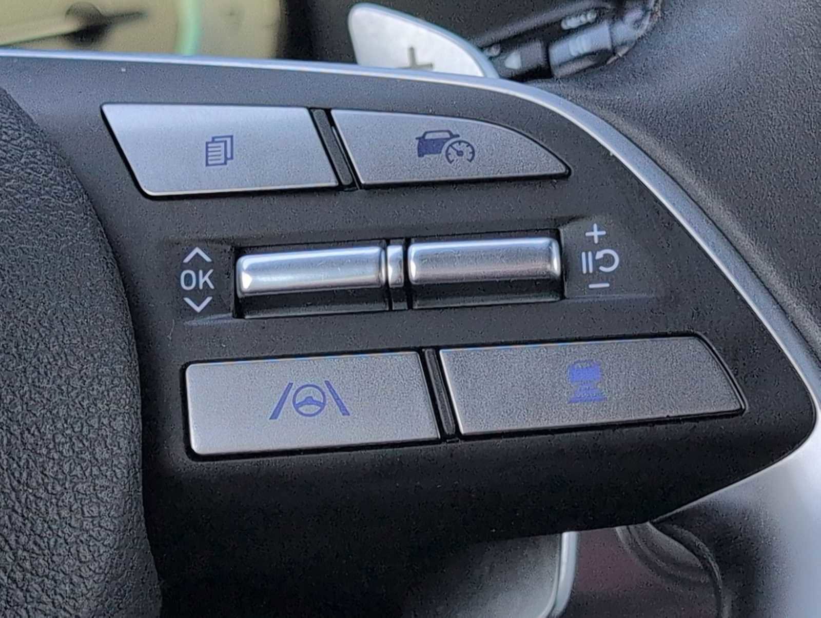 Used 2024 Hyundai Palisade Calligraphy image 24