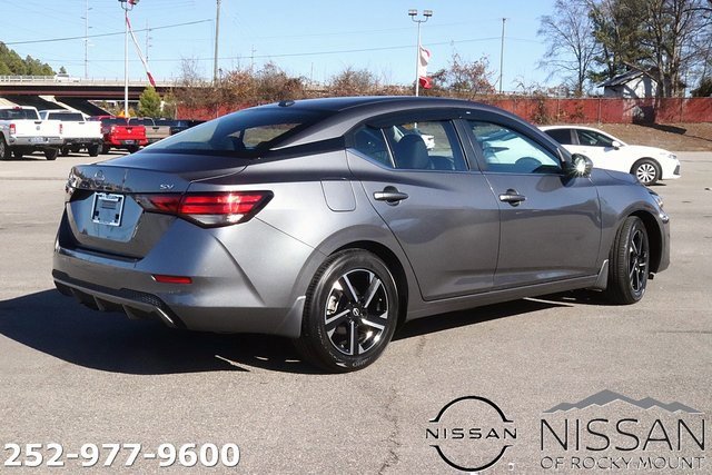 Used 2024 Nissan Sentra SV image 5