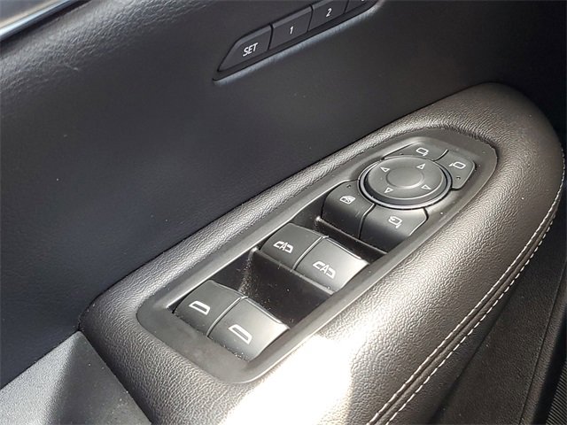 Certified 2022 Cadillac XT5 Premium Luxury w/ Technology Package image 24