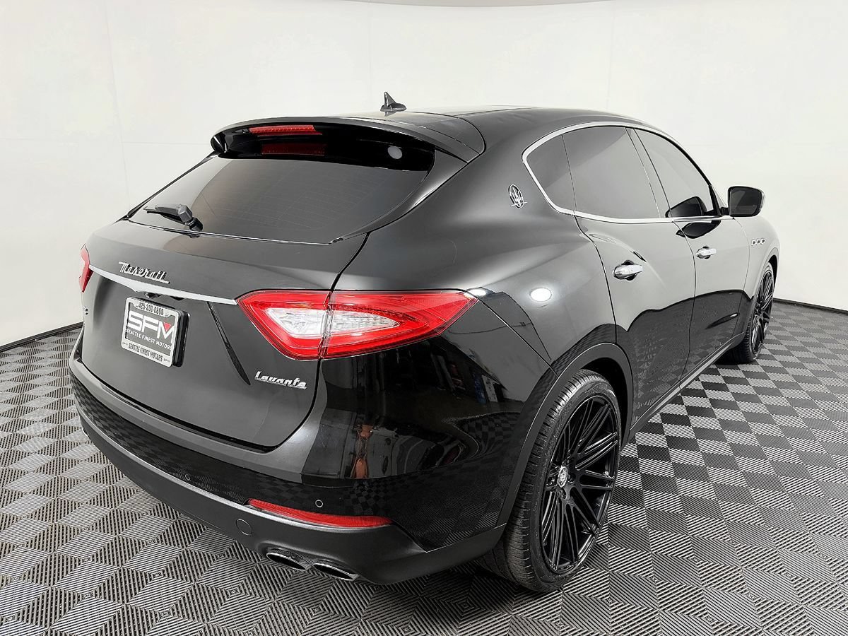 Used 2018 Maserati Levante AWD/4WD image 8