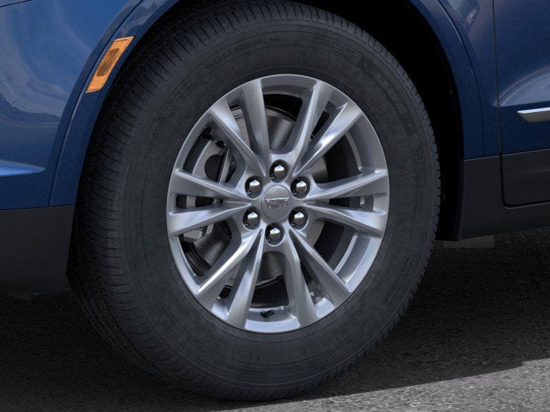 New 2025 Cadillac XT5 Luxury FWD image 9