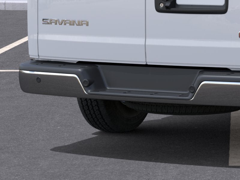 New 2026 GMC Savana 3500 w/ Driver Convenience Package RWD image 25