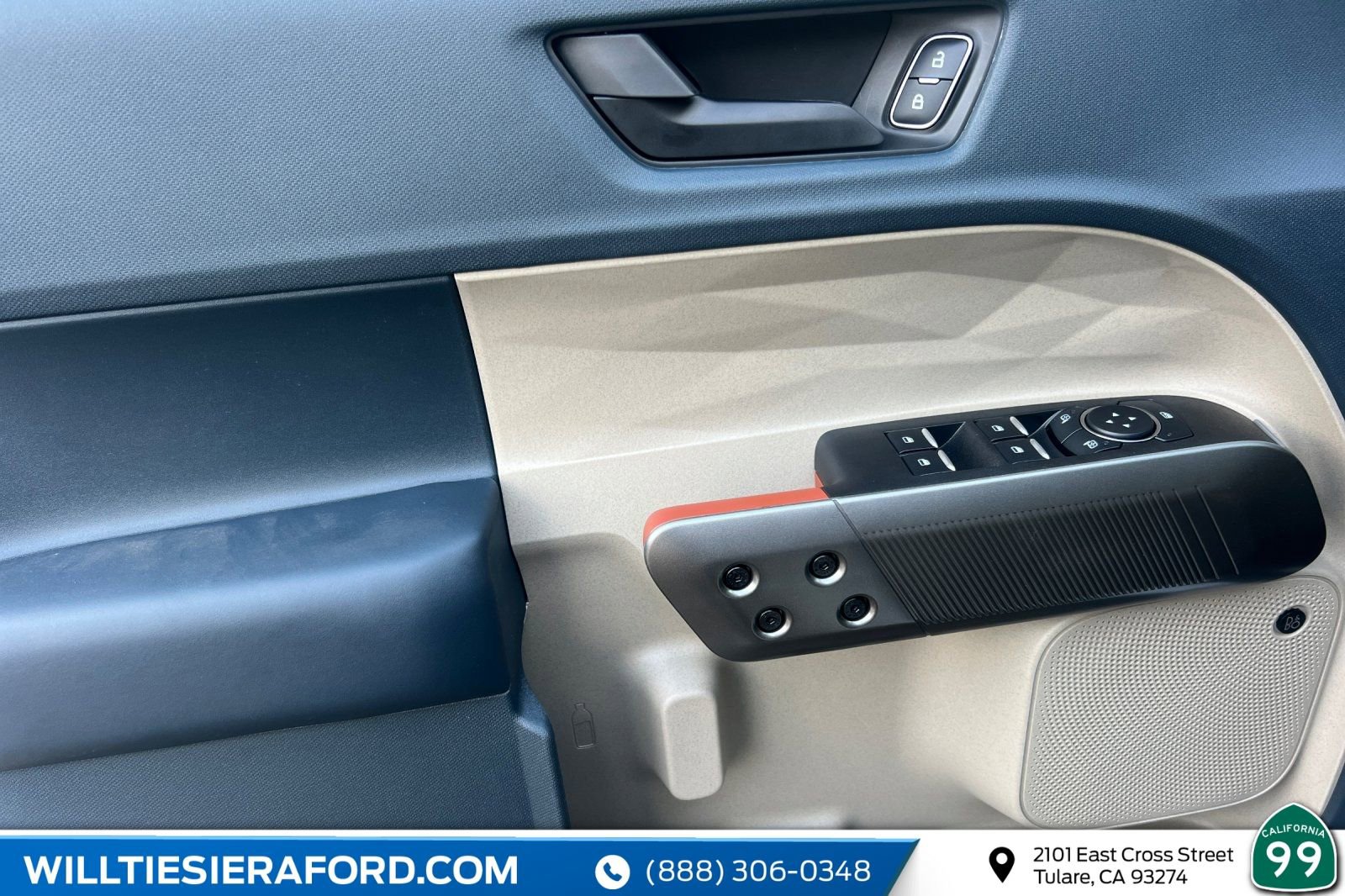 New 2025 Ford Maverick Lariat w/ 4K Tow Package image 12