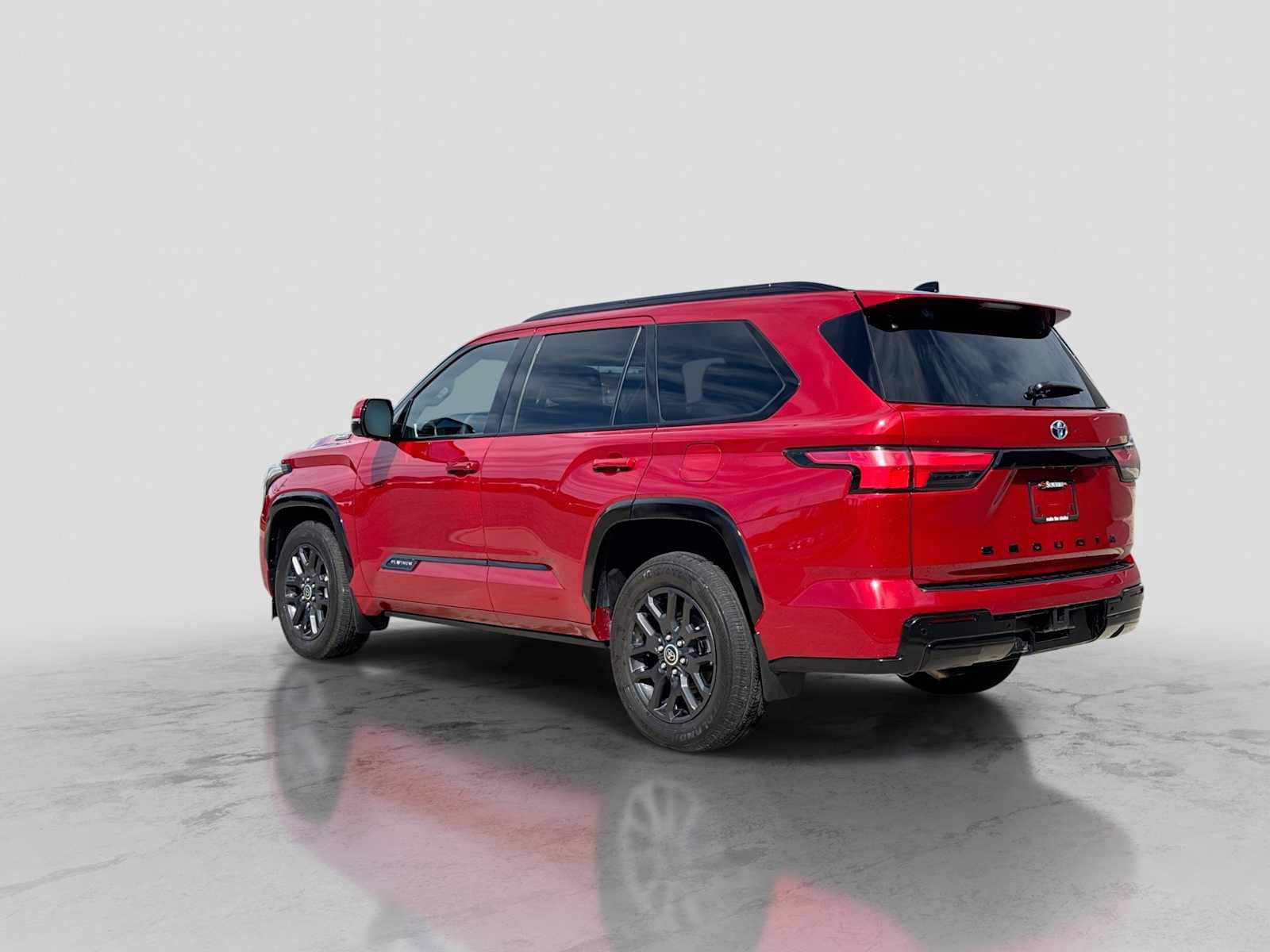 Used 2023 Toyota Sequoia Platinum AWD/4WD image 4