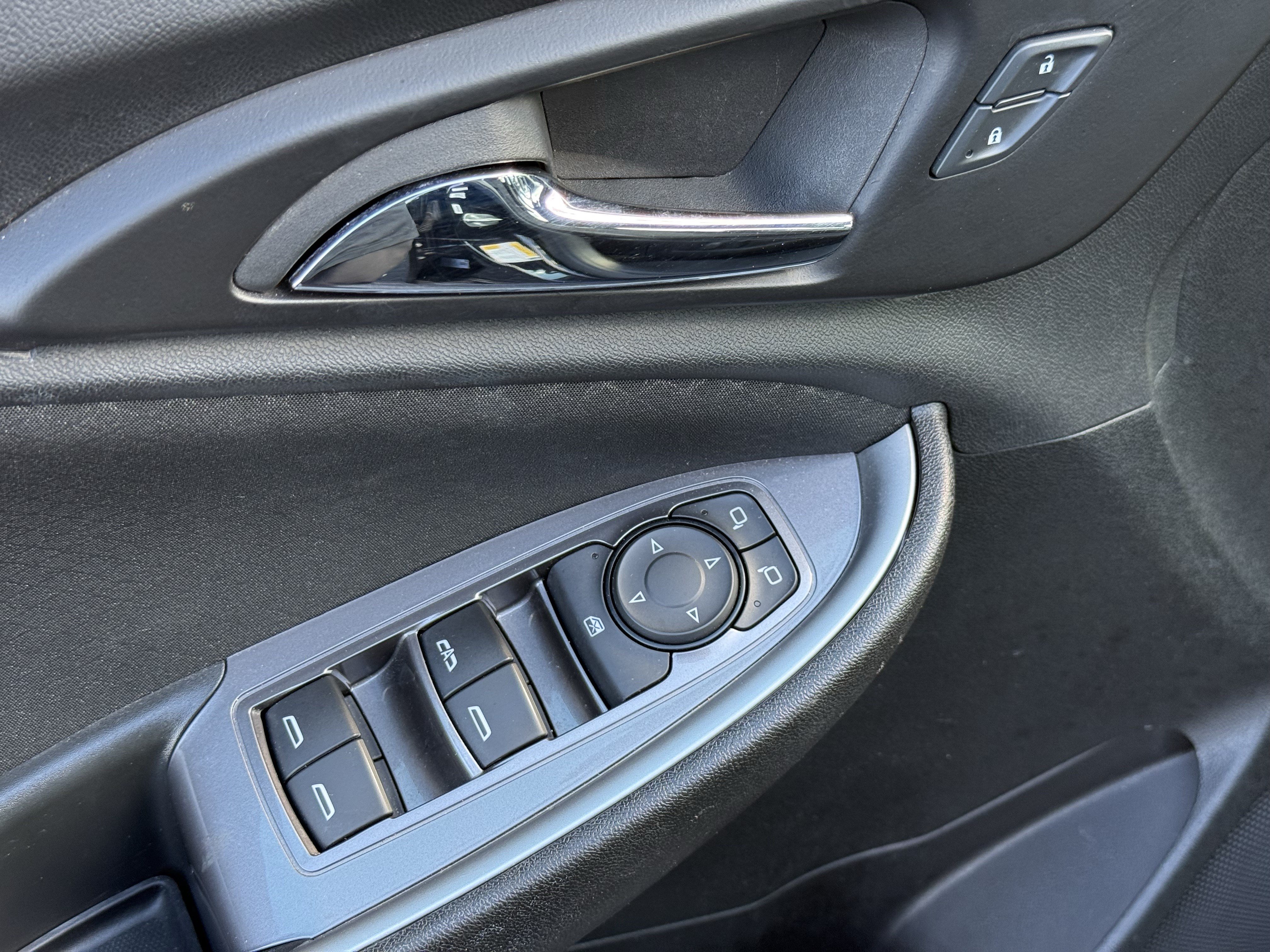 Used 2024 Chevrolet Malibu LT FWD image 15