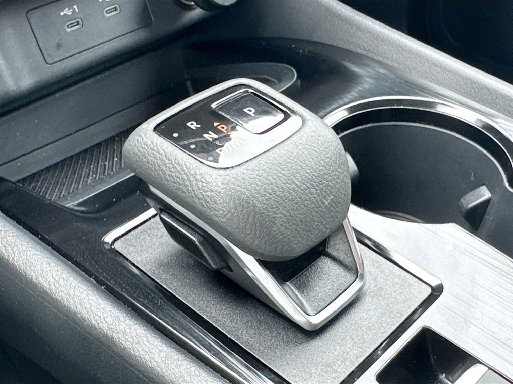 Used 2026 Nissan Rogue SV FWD image 16