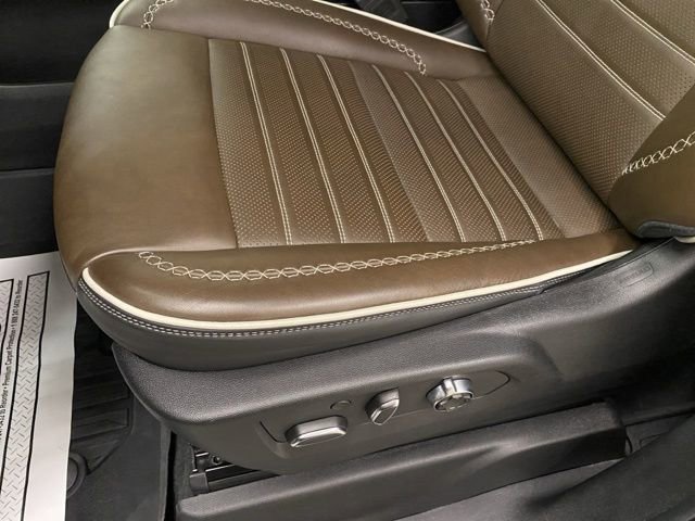 Used 2025 GMC Yukon Denali Ultimate w/ LPO, Floor Liner Package image 11