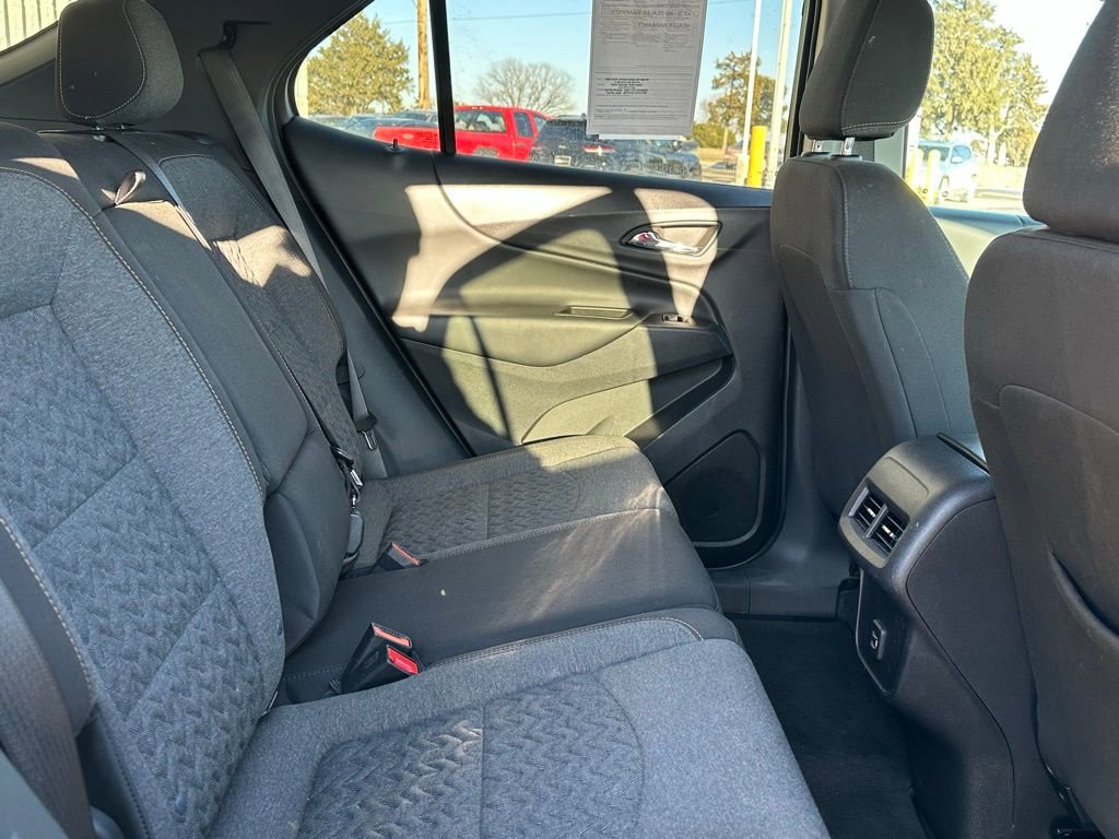Used 2024 Chevrolet Equinox LT AWD/4WD image 17