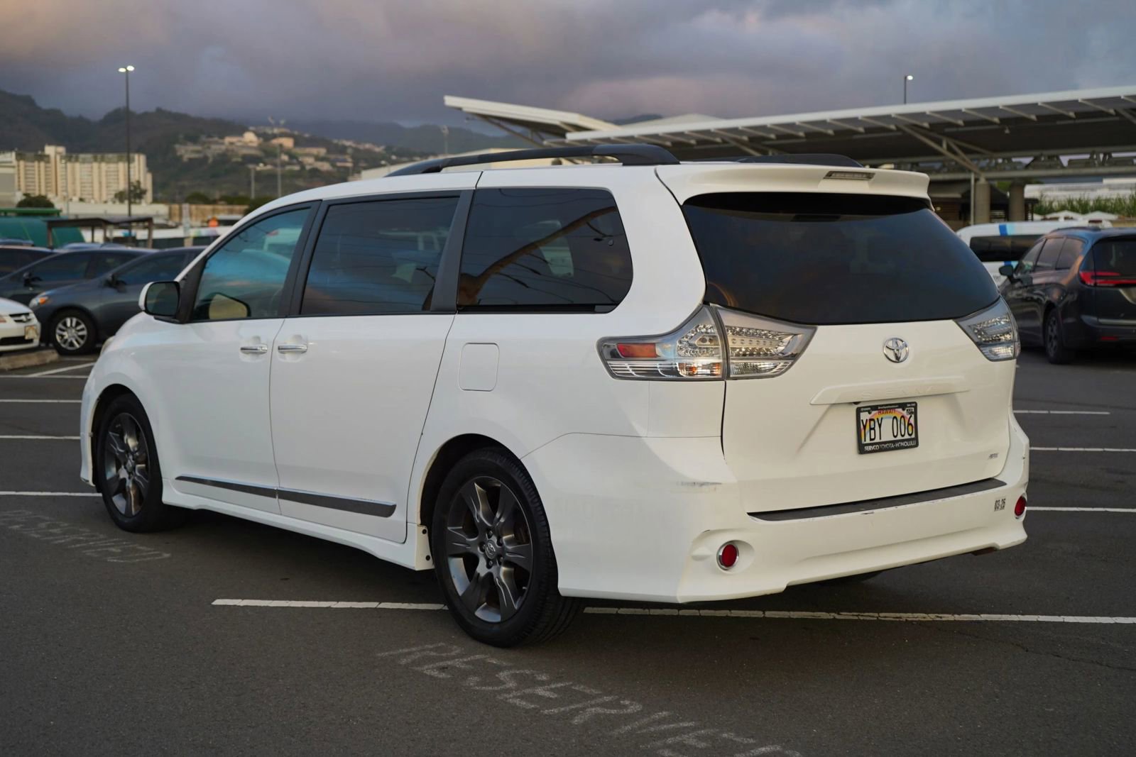 Used 2015 Toyota Sienna SE Premium image 29