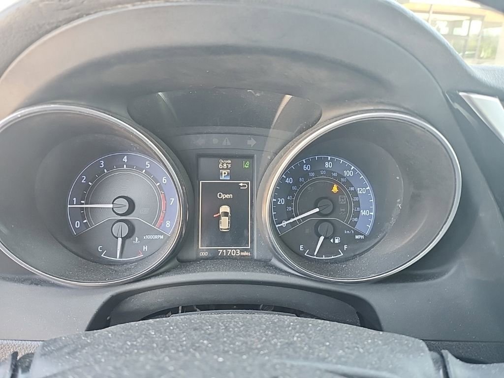 Used 2017 Toyota Corolla iM FWD image 6