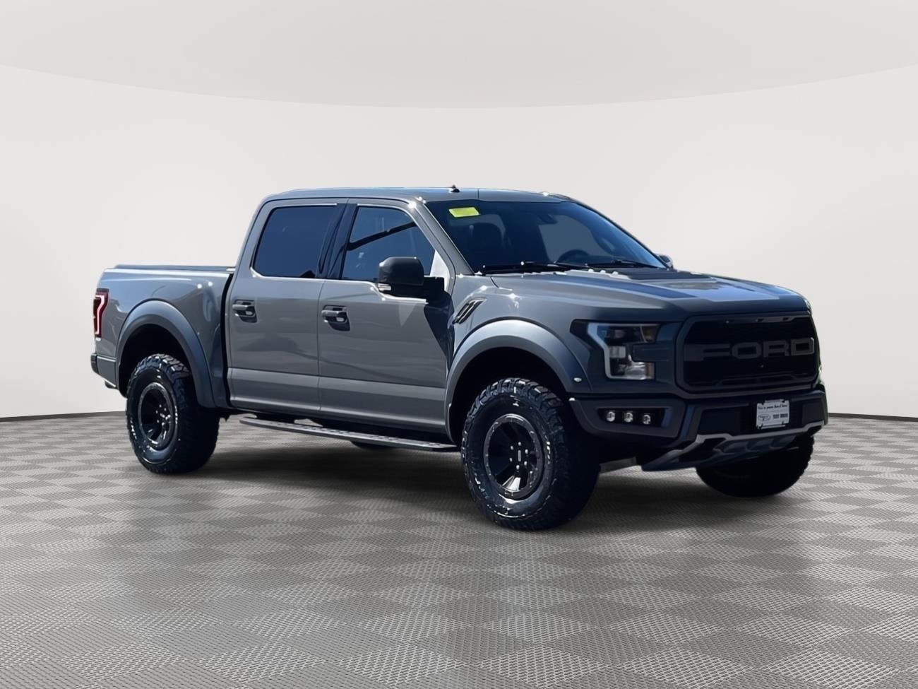 Used 2018 Ford F150 Raptor w/ Equipment Group 802A Luxury AWD/4WD image 3