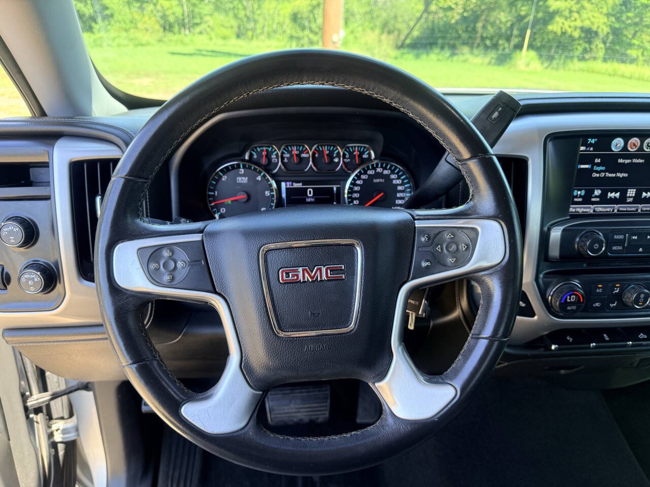 Used 2017 GMC Sierra 1500 SLT w/ Suspension Package, Off-Road AWD/4WD image 18