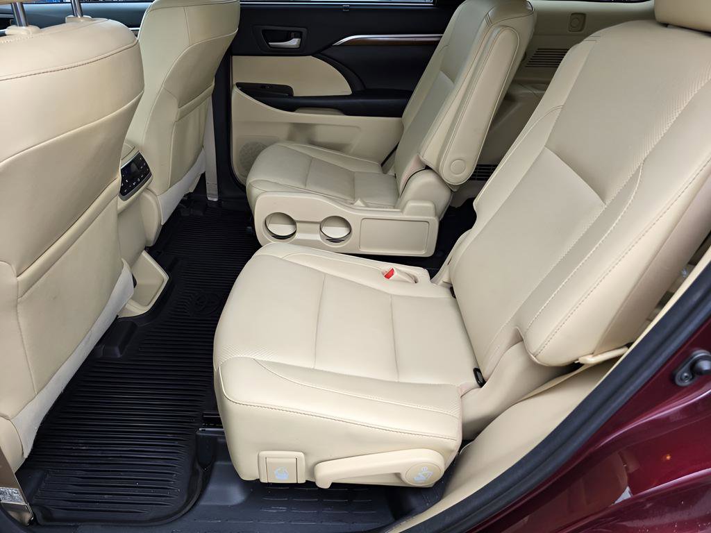 Used 2018 Toyota Highlander Limited Platinum w/ Protection Package #3 image 17