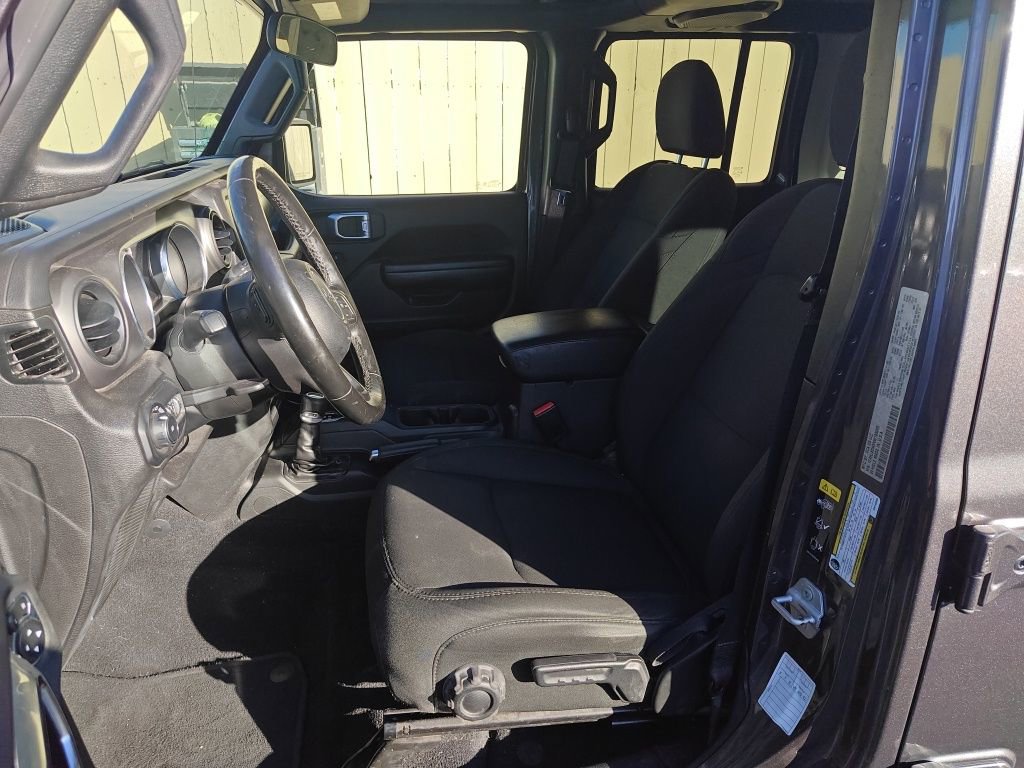 Used 2022 Jeep Wrangler Unlimited Sport image 14
