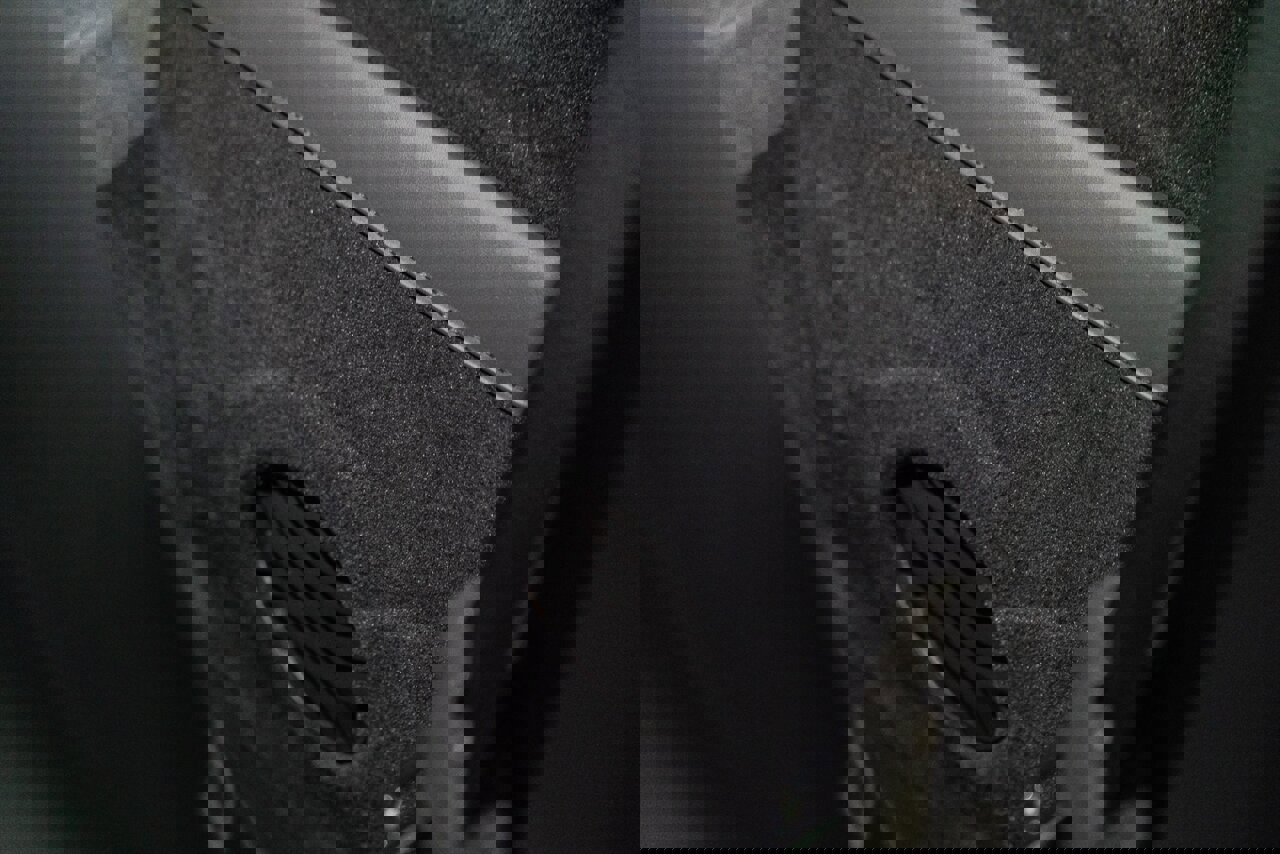 Used 2023 Aston Martin V8 Vantage Coupe image 21