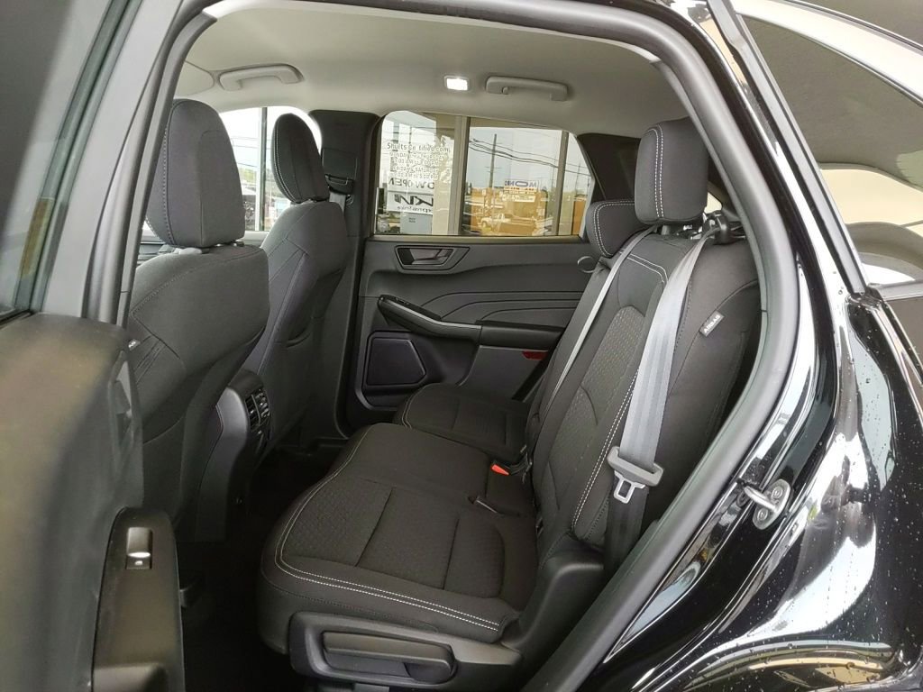 Used 2024 Ford Escape Active AWD/4WD image 14