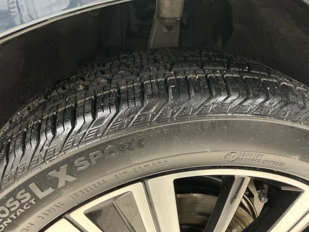 Used 2023 Volvo XC60 B5 Plus w/ Climate Package image 10