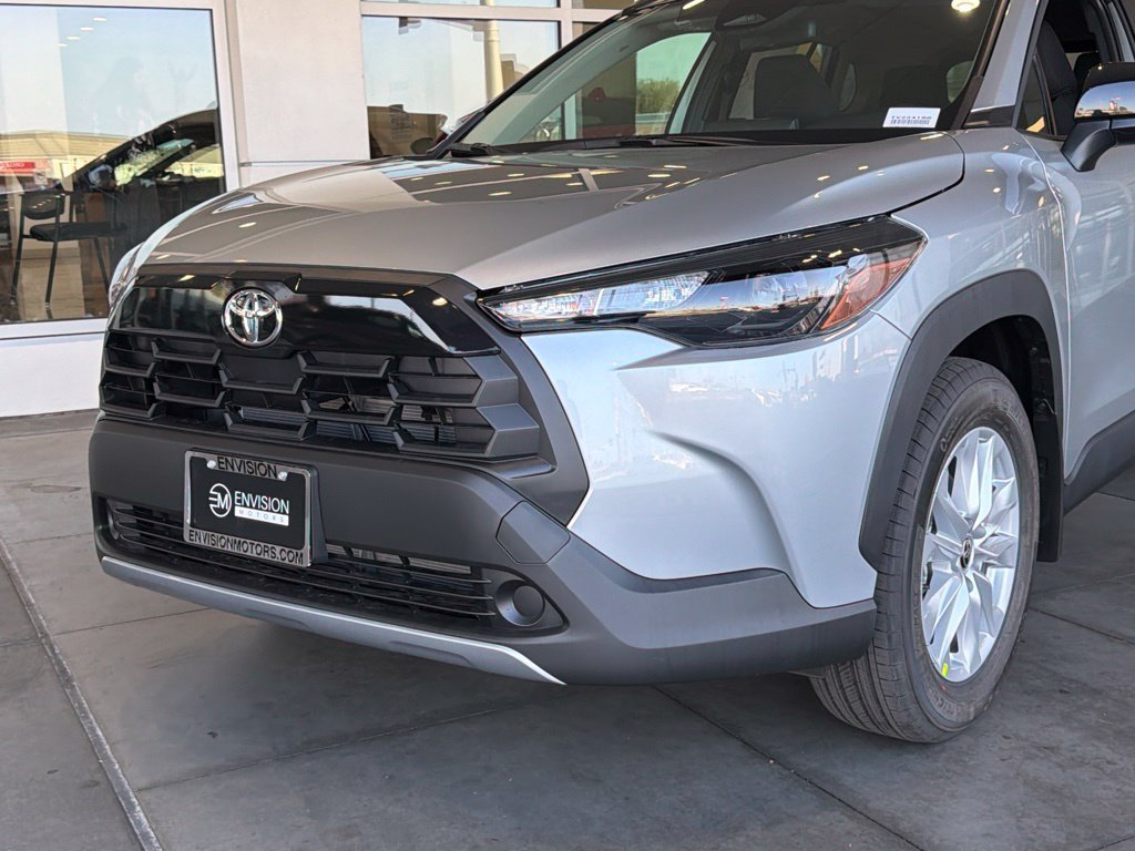 New 2026 Toyota Corolla Cross LE FWD image 3