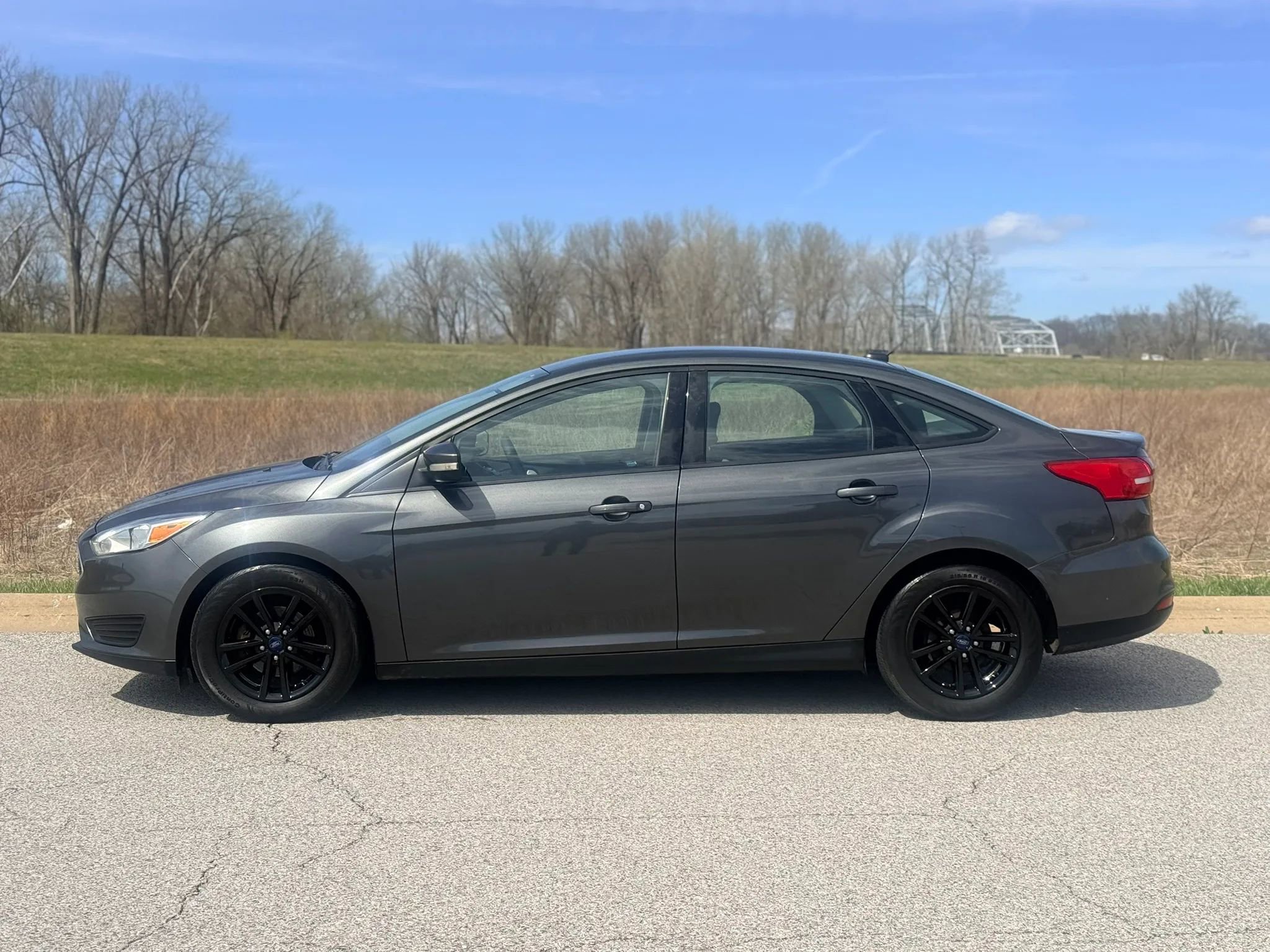 Used 2017 Ford Focus SE image 9