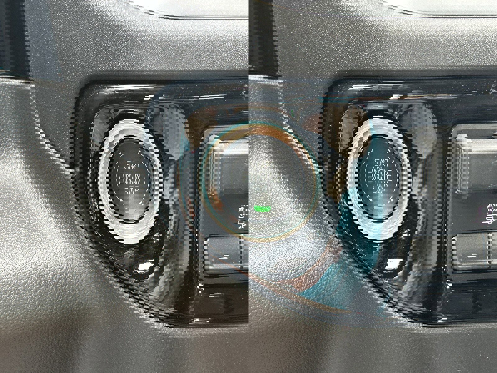 New 2025 Chevrolet Silverado 1500 RST image 29