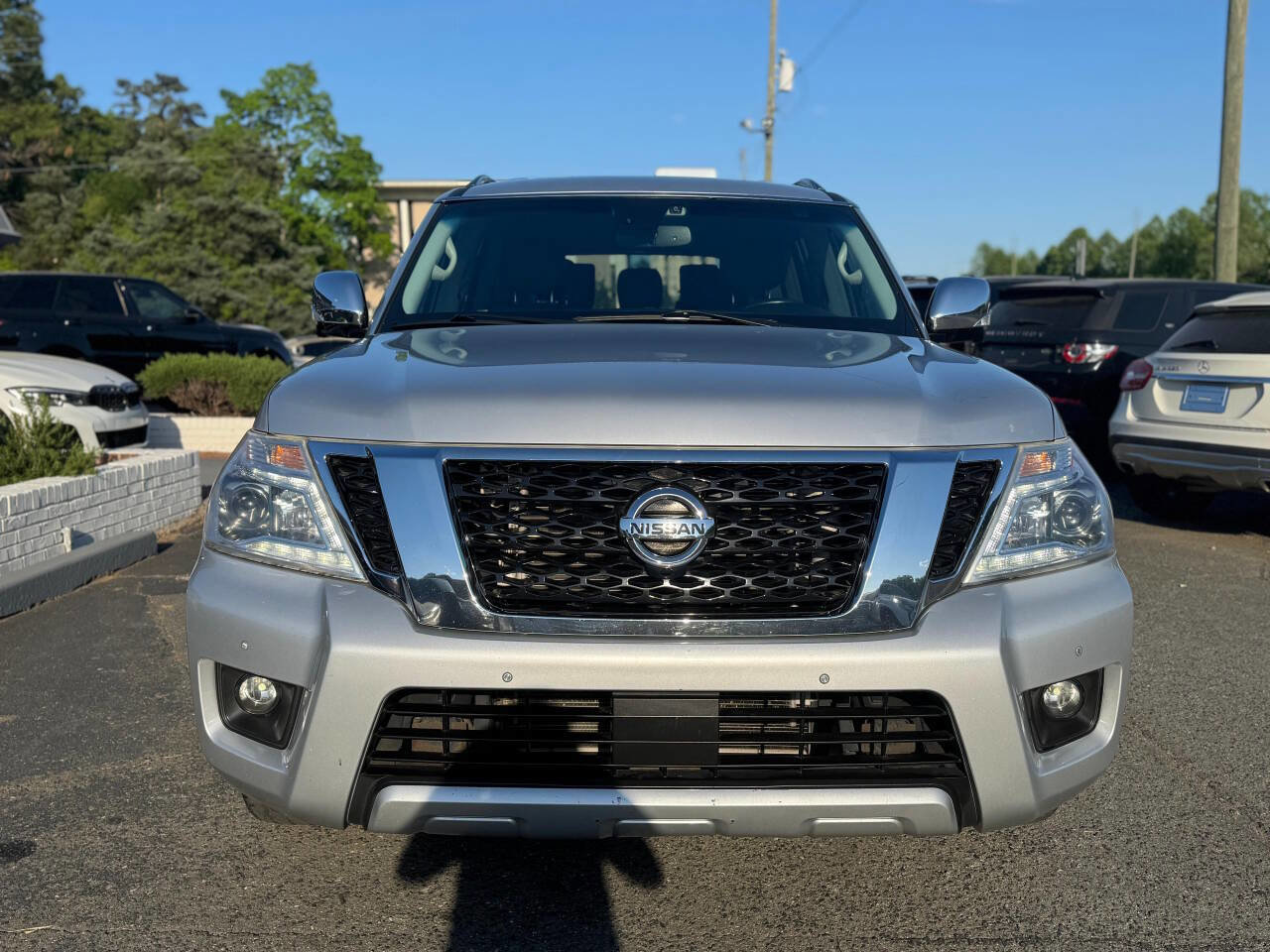 Used 2017 Nissan Armada Platinum w/ Interior Lighting Package image 2