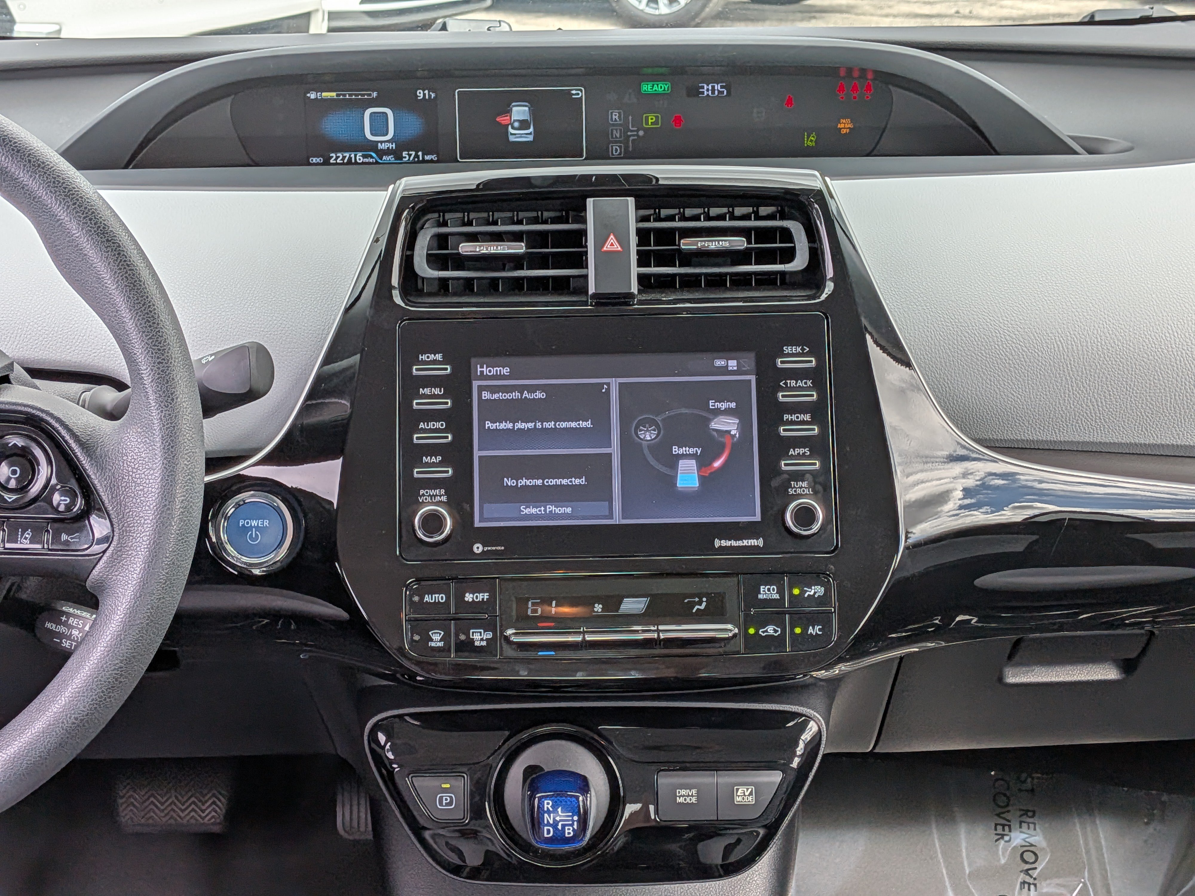 Used 2021 Toyota Prius L Eco FWD image 20