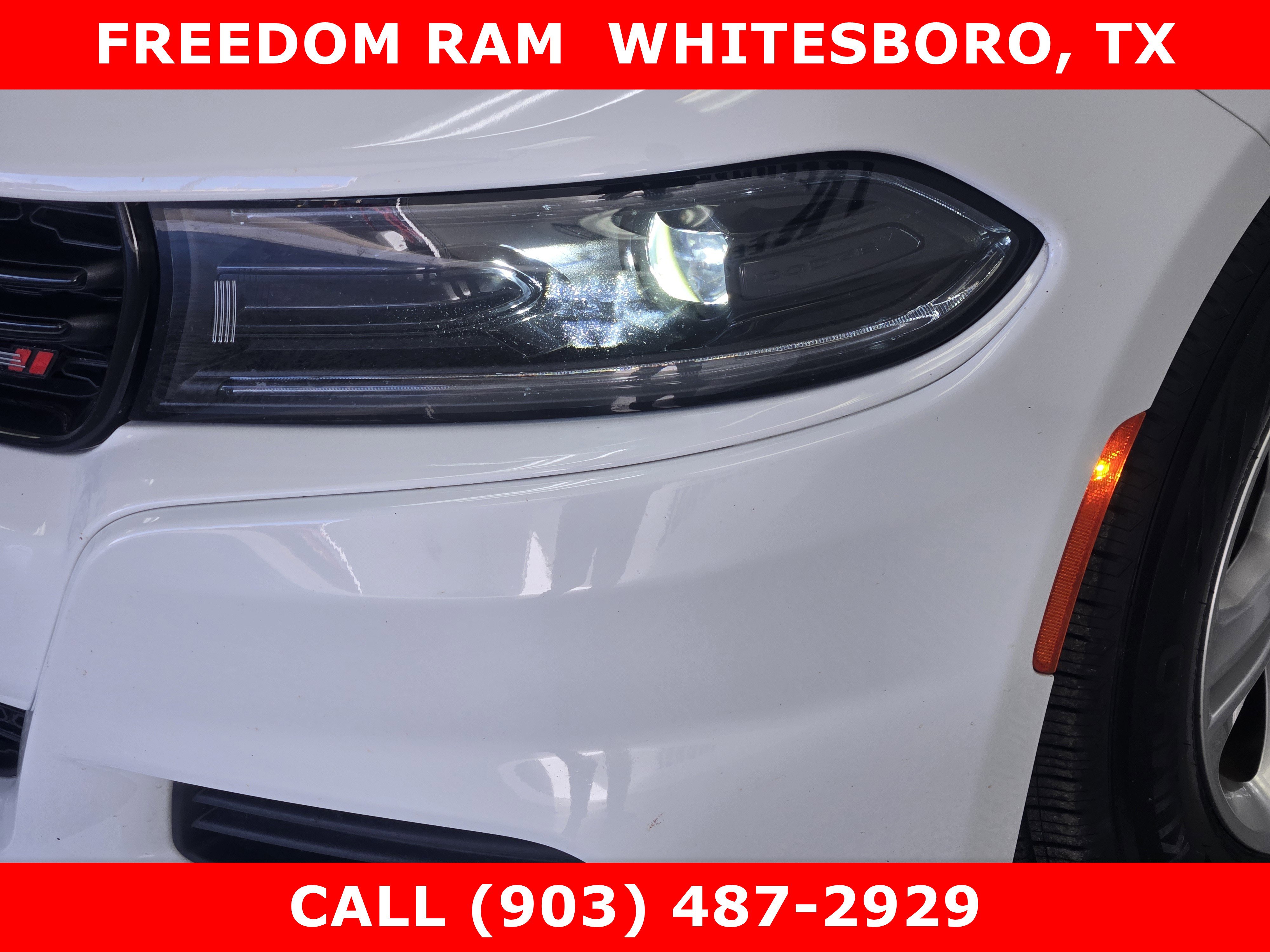 Used 2023 Dodge Charger SXT image 5