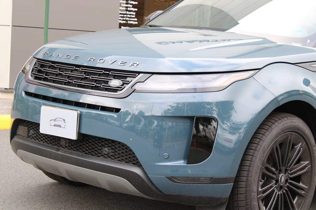 Used 2026 Land Rover Range Rover Evoque S AWD/4WD image 2