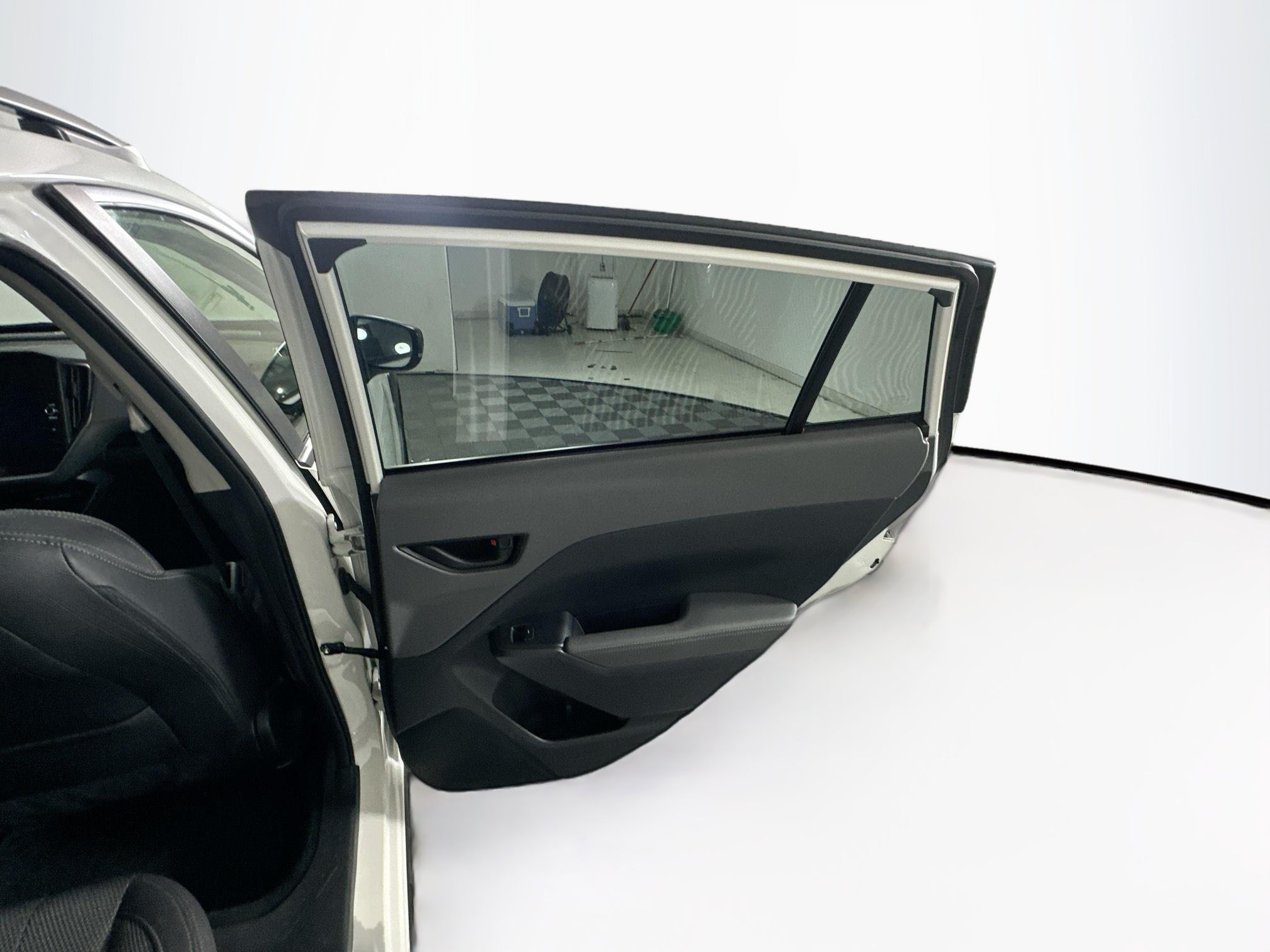 Used 2024 Subaru Crosstrek 2.0i Premium w/ Crosstrek Mirror Package AWD/4WD image 28