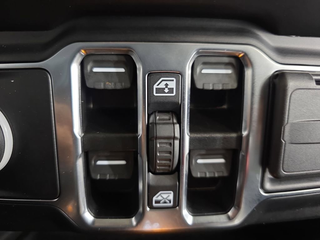 Used 2022 Jeep Gladiator Overland w/ Popular Equipment Package image 27