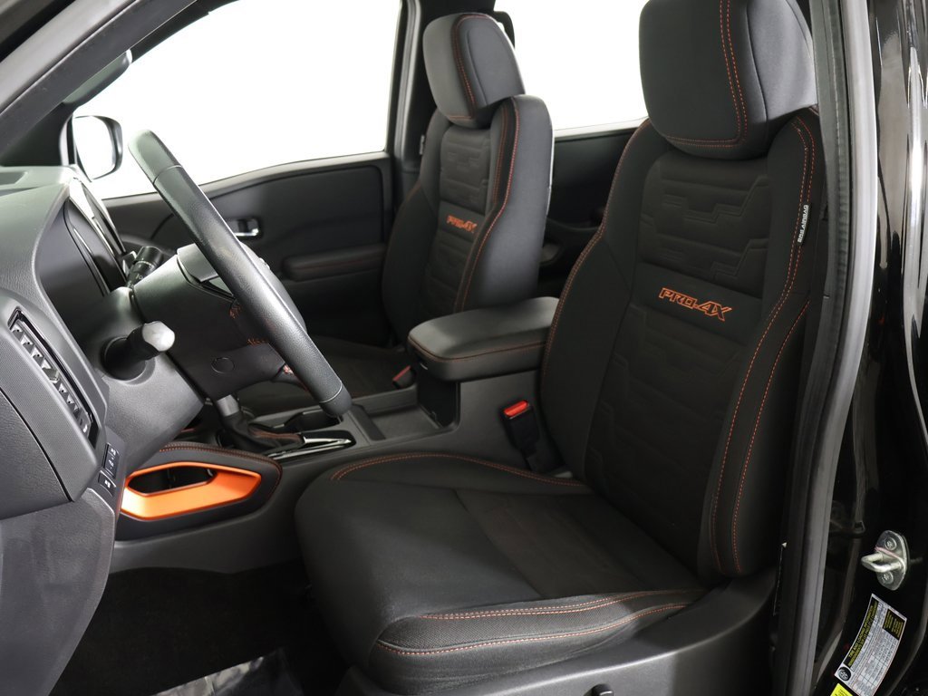 Used 2022 Nissan Frontier PRO-4X w/ Technology Package image 27