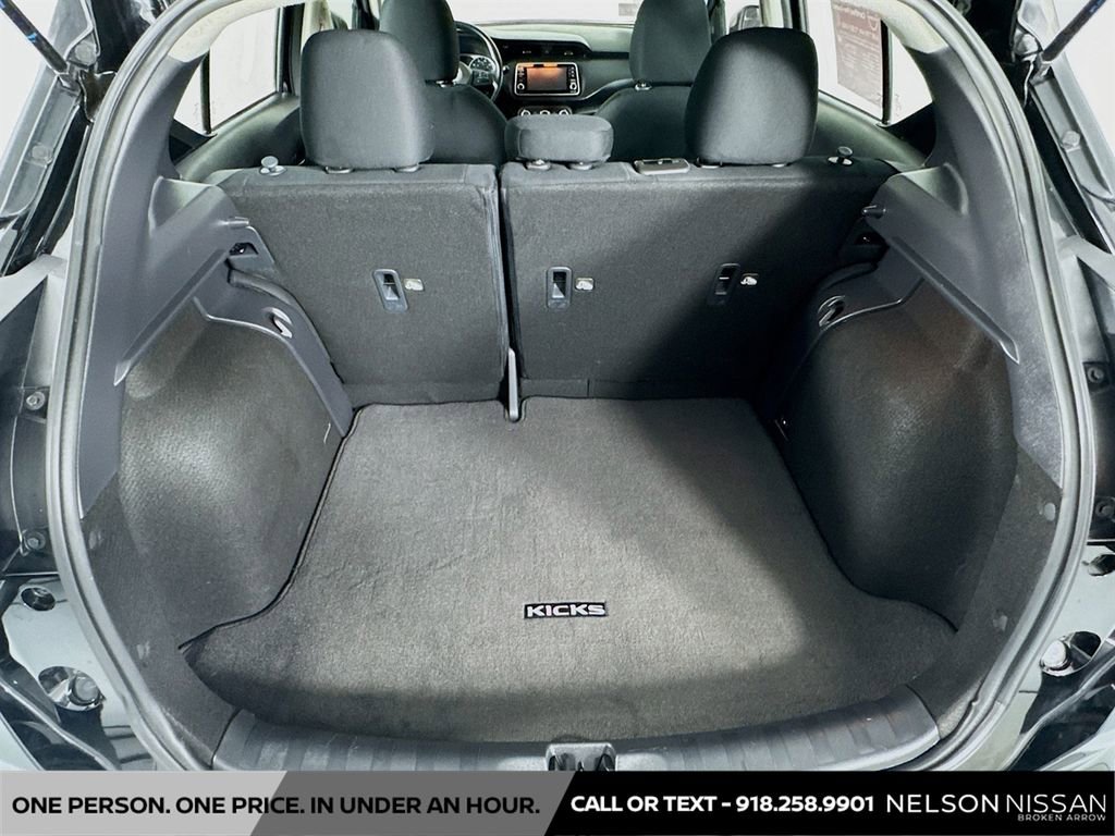 Certified 2025 Nissan Kicks Play S image 23