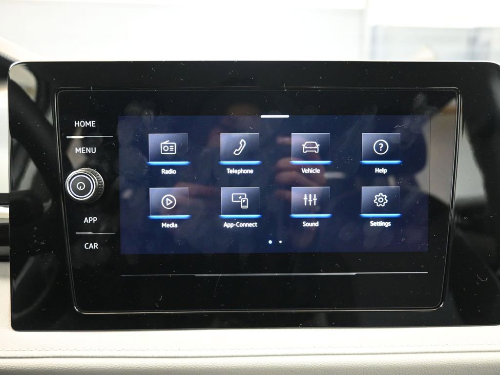 Used 2025 Volkswagen Taos S image 32