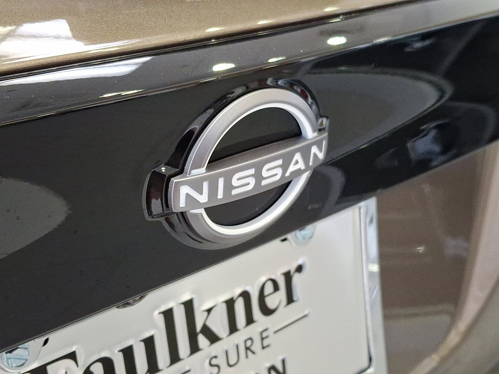 New 2026 Nissan Kicks SR image 6