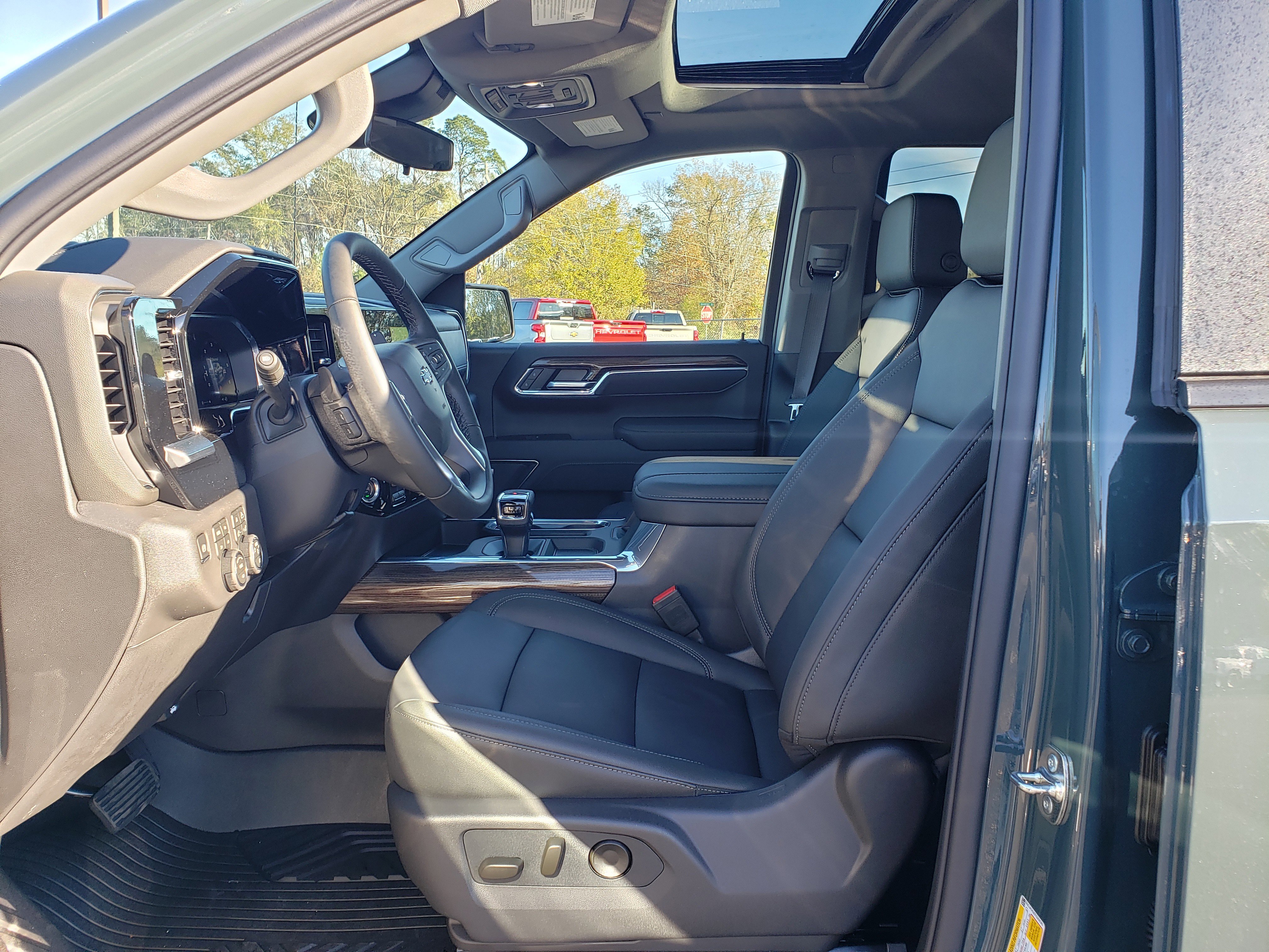 New 2026 Chevrolet Silverado 1500 LT Trail Boss w/ LT Trail Boss Premium Package image 29