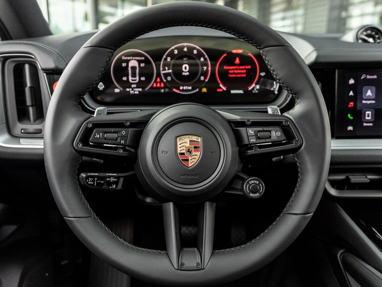Used 2026 Porsche Cayenne Coupe image 25