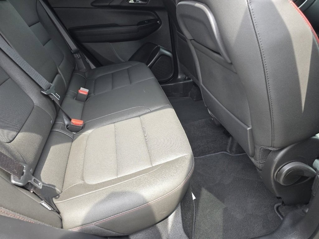 Used 2025 Chevrolet TrailBlazer RS w/ Convenience Package AWD/4WD image 22