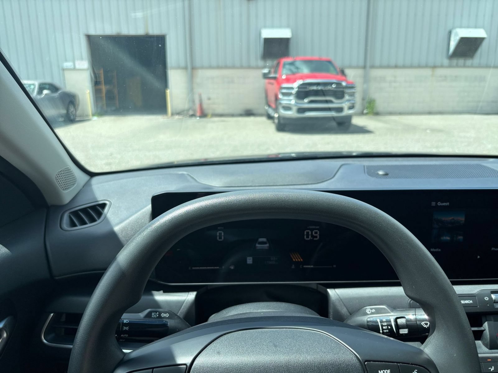 Used 2026 Kia K4 FWD image 32